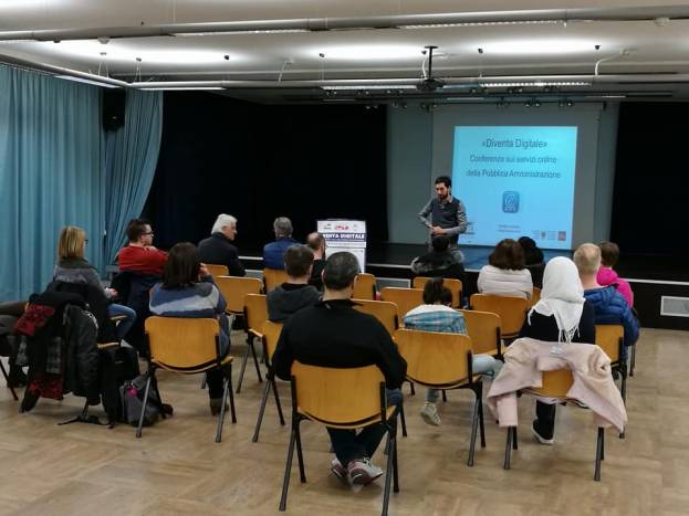 Amministrazione digitale: le conferenze, gli sportelli ed i corsi a Bolzano