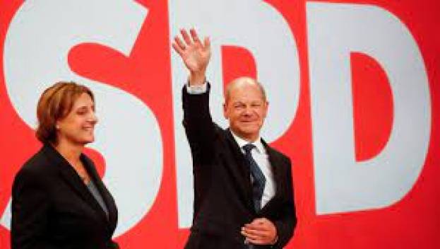 Angela Merkel esce di scena, le elezioni le vincono i socialisti