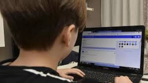 LA SCUOLA ALLE PRESE CON LA DIDATTICA E LA VALUTAZIONE A DISTANZA