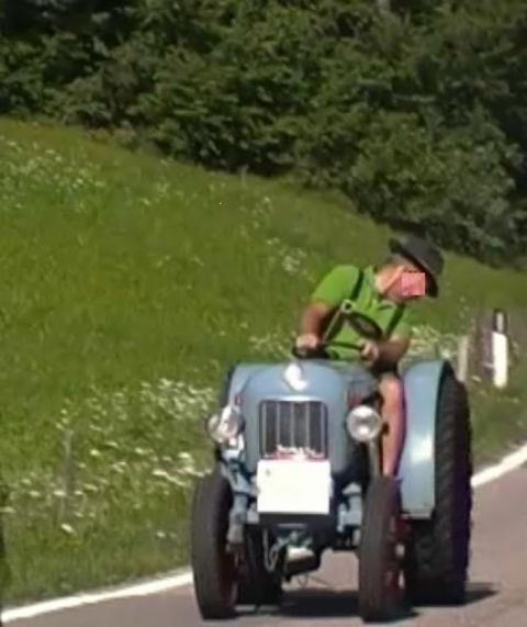 Vecchi trattori in parata sull'Alpe di Siusi